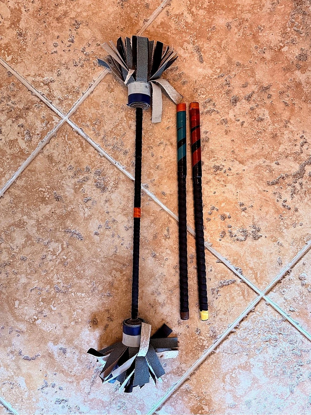 Flower Stick / Devil Stick Juggling Set – 3 Pieces